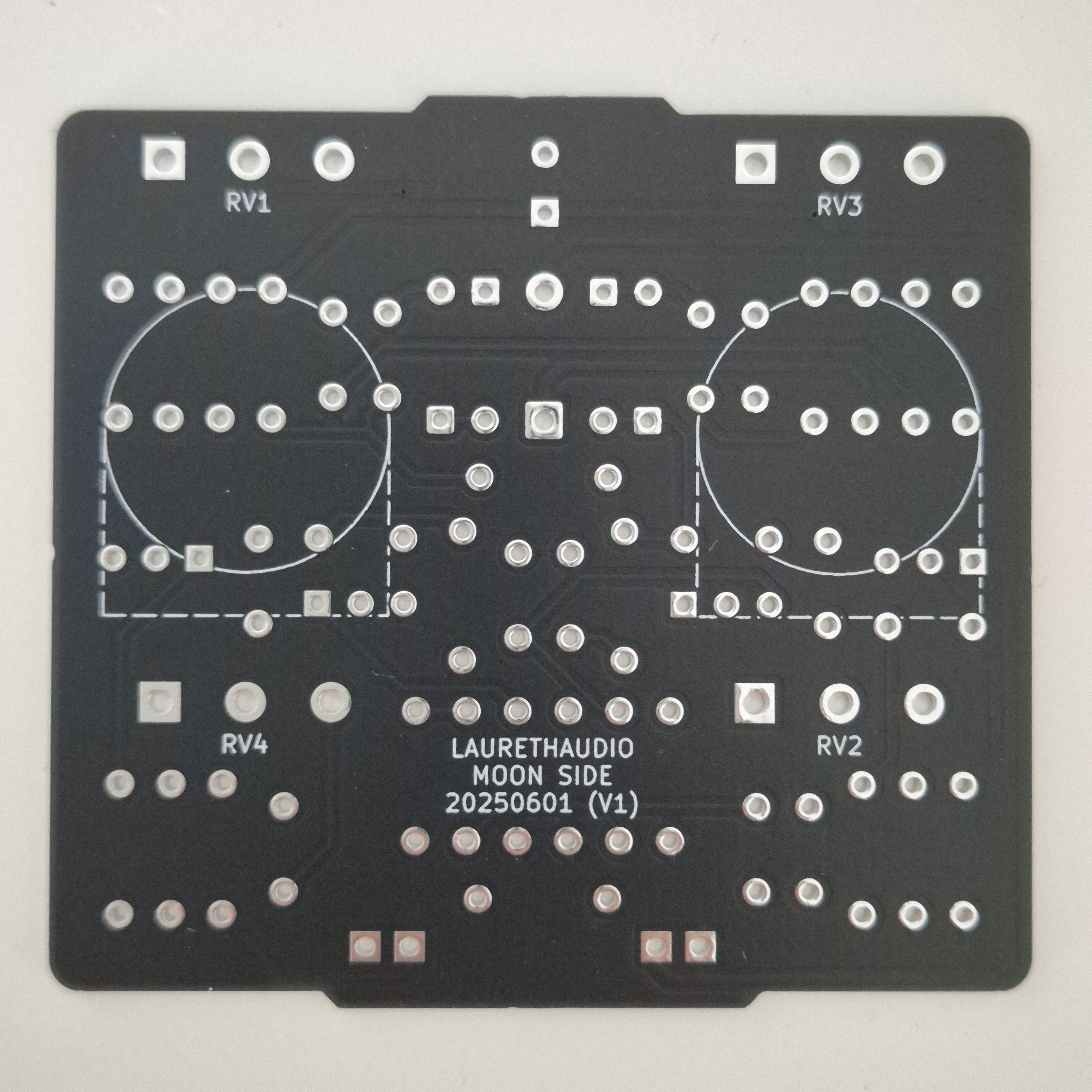 PCB-F